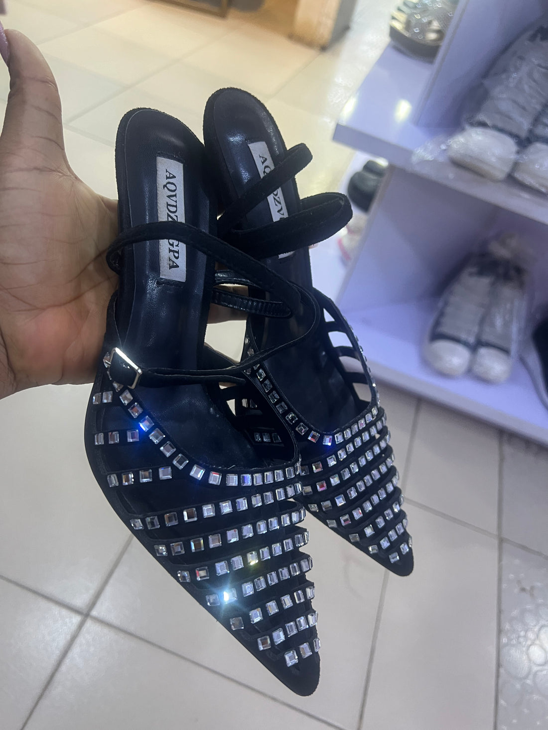 AQVDZVGPA HEEL- 9876