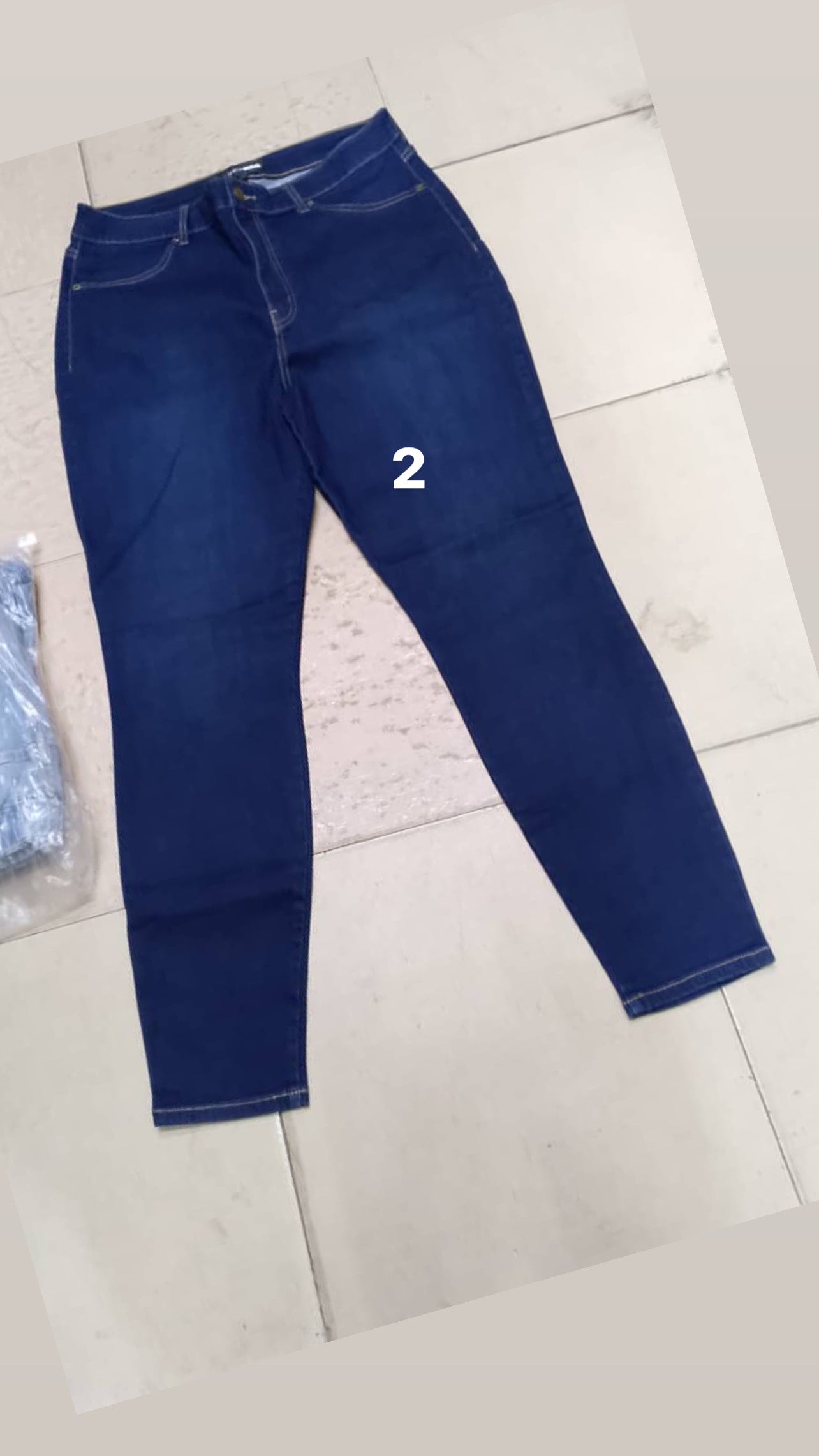 Fashion Nova Ankle Length Jeans