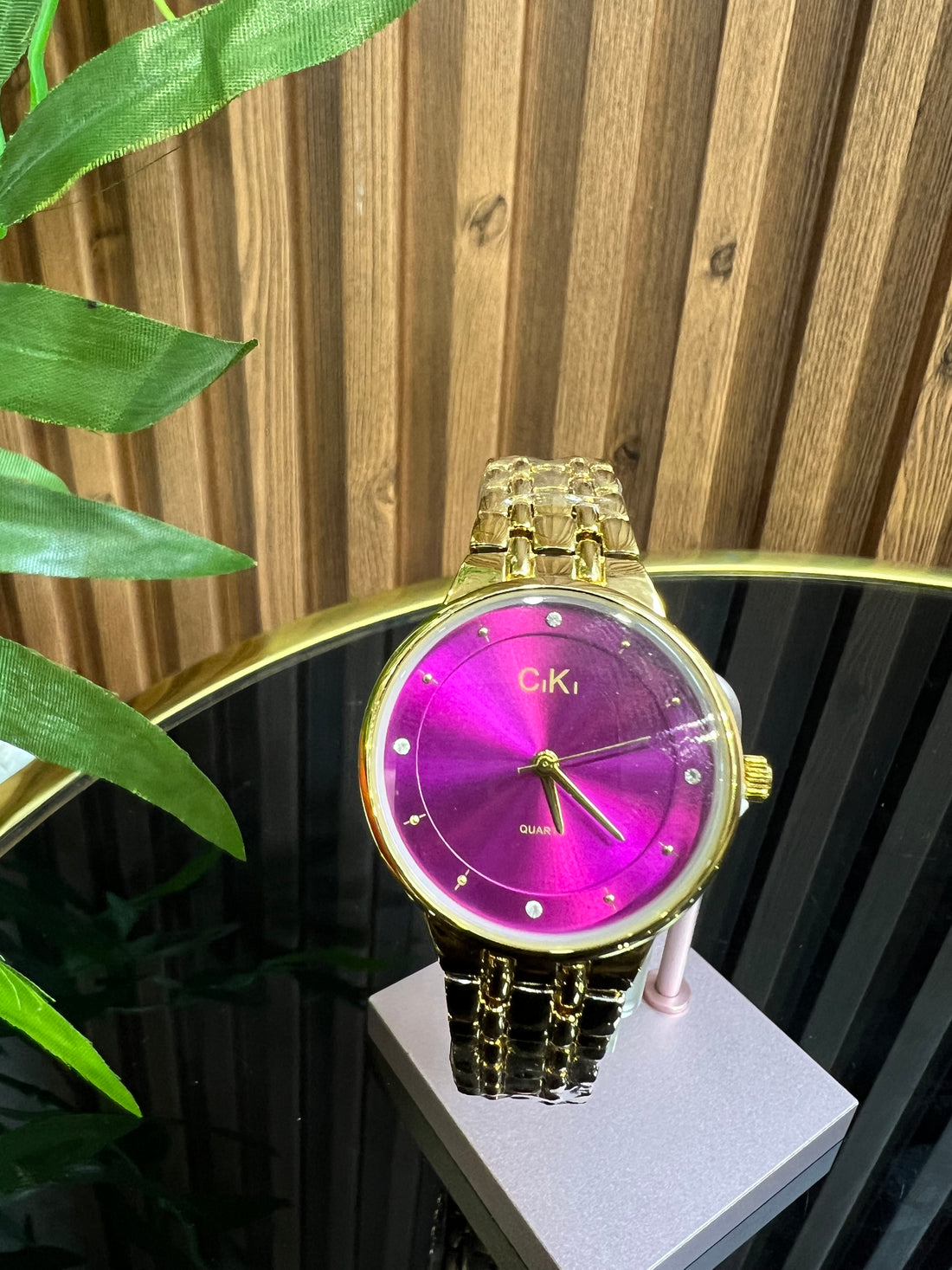 Ladies Fashion Wristwatch 2708