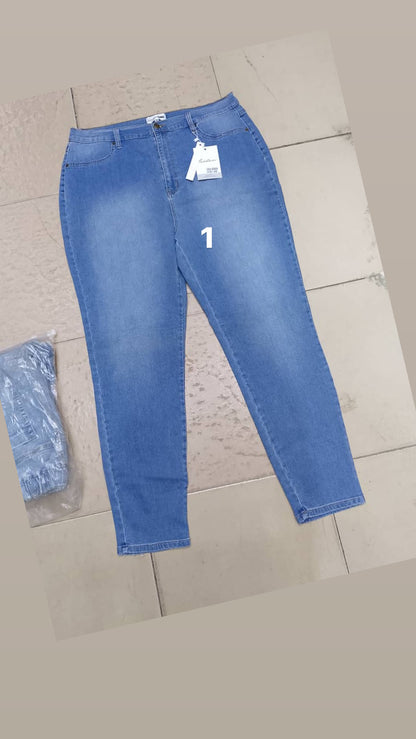 Fashion Nova Ankle Length Jeans