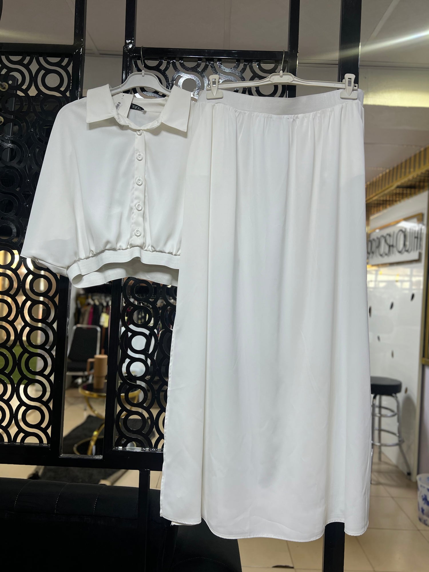 Classic Two-Piece Elegance Set (White Top and Skirt)