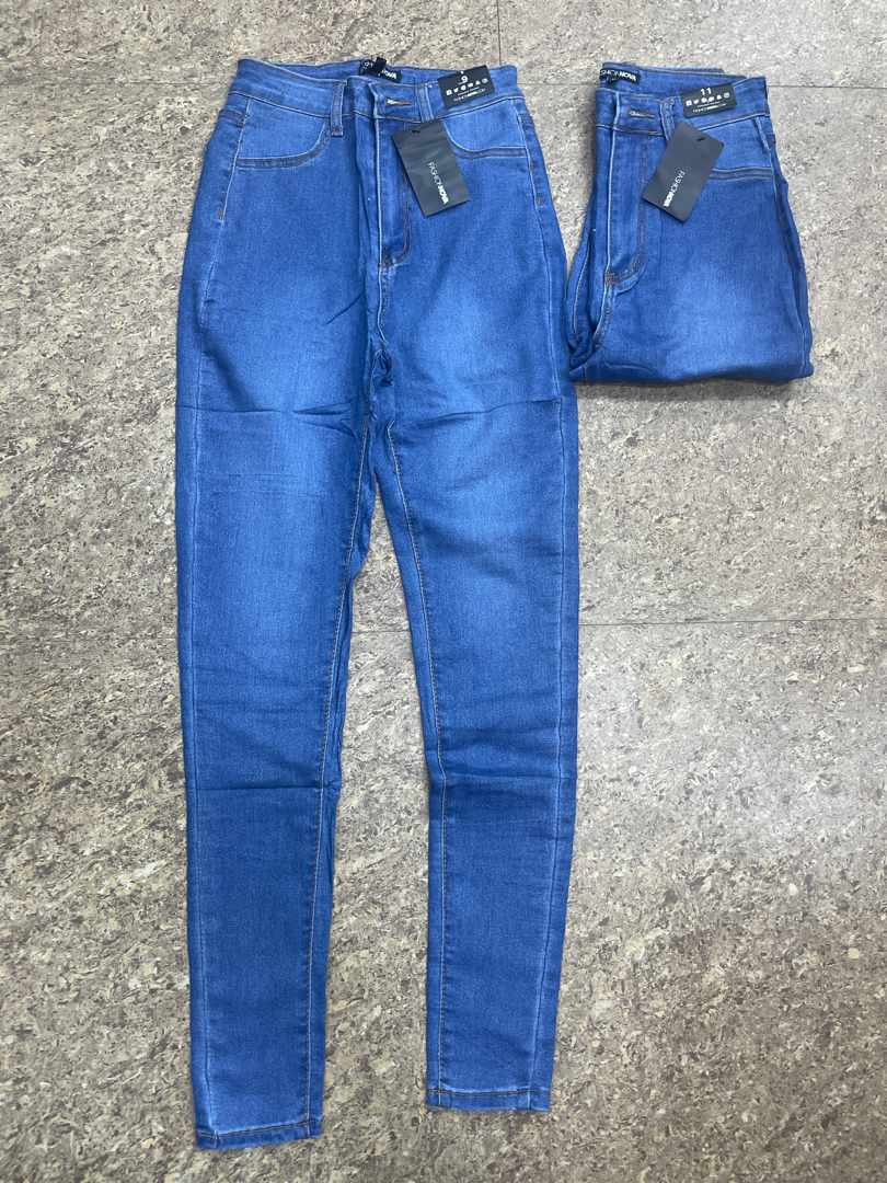 High-Waist Skinny Jeans