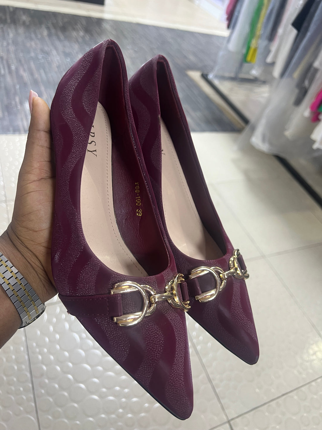 LIPSY - 8190