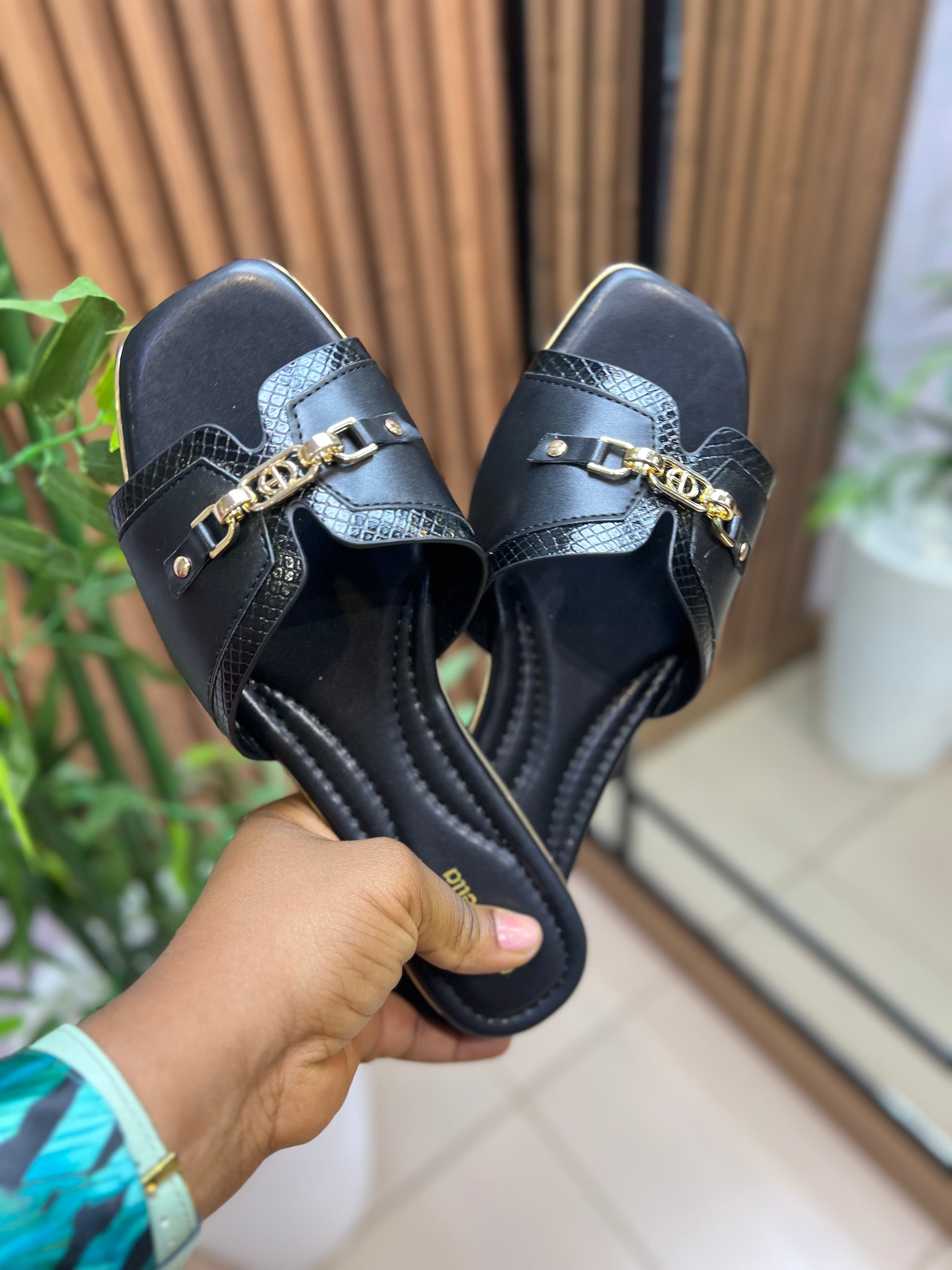 CHRISBELLA SLIPPERS - 7011