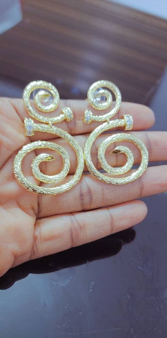 Earrings - 552